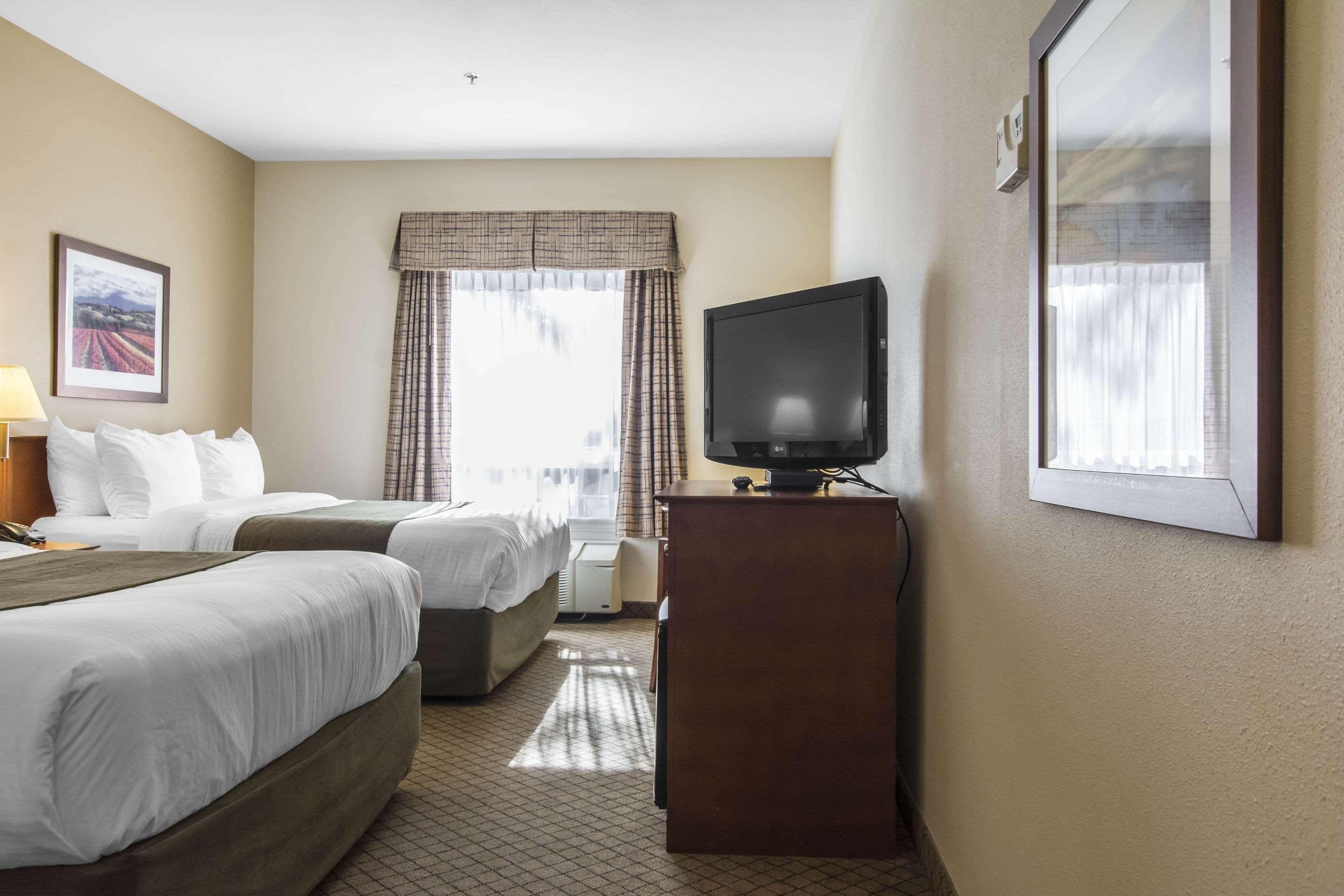 Quality Inn Airport Moncton Exterior foto