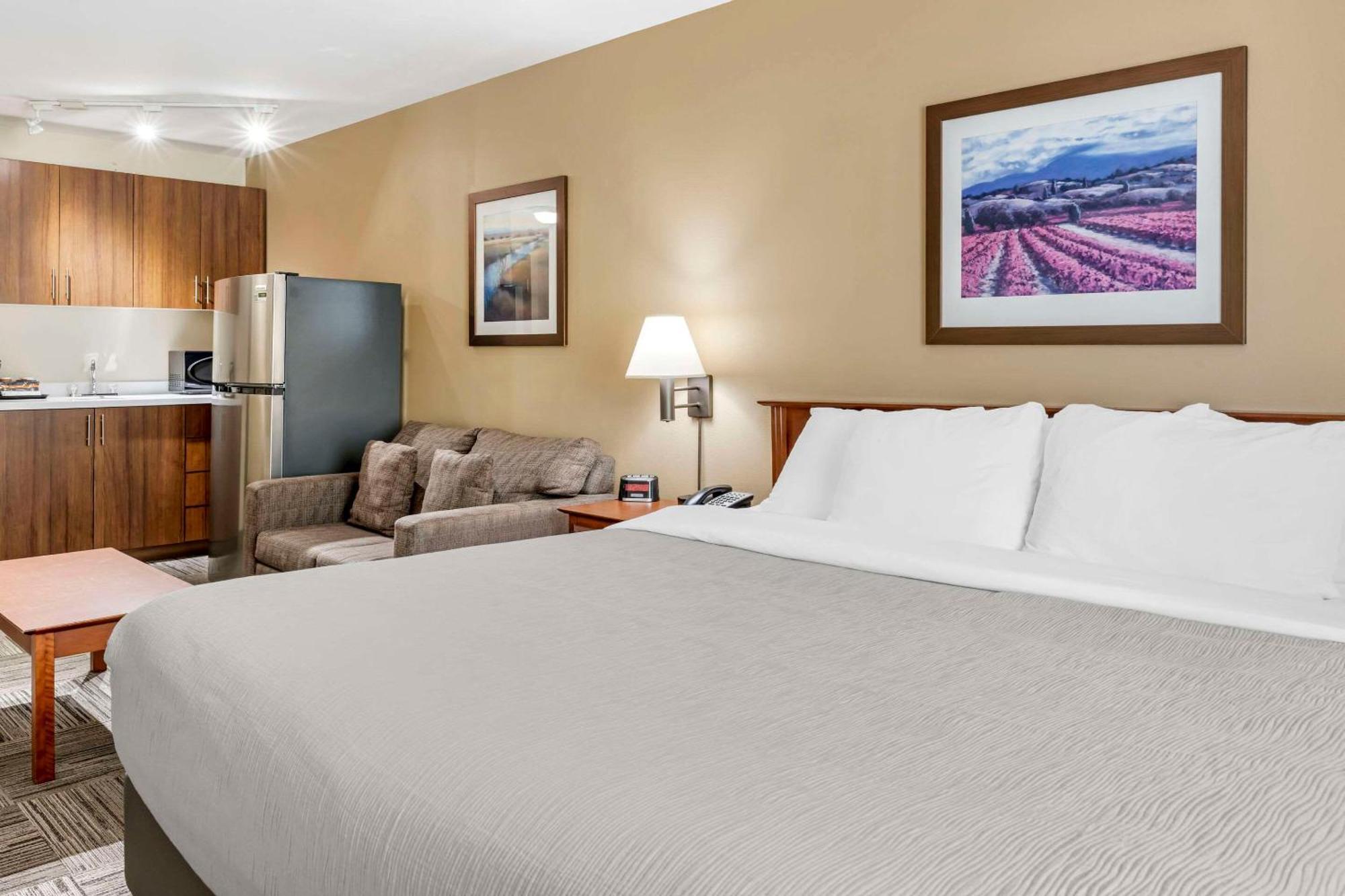 Quality Inn Airport Moncton Exterior foto